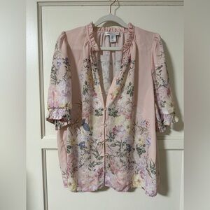 Cupcakes & Cashmere Pink Floral Blouse with Gorgeous Bird Print (Size L)
